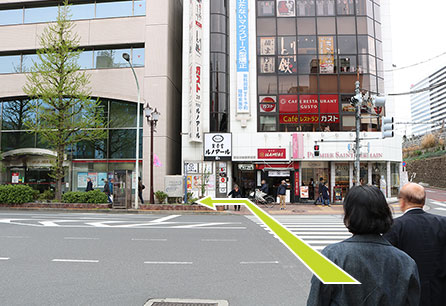 駅からの道のり2